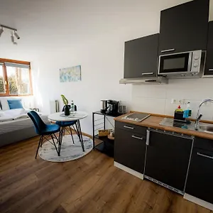 Apartment *c4s* City Queensize Bett 2 Personen 4k Smart Tv Netflix Wifi Küche Dusche Wc Smart Check In Parkplatz Passau